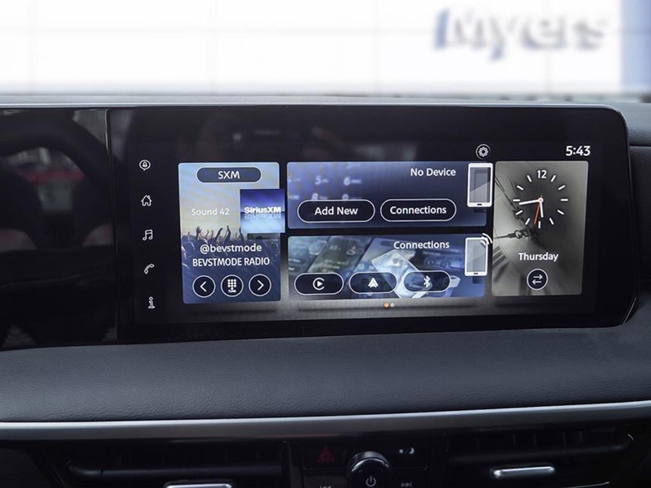 2026 Nissan Kicks S  - Heated Seats Photo