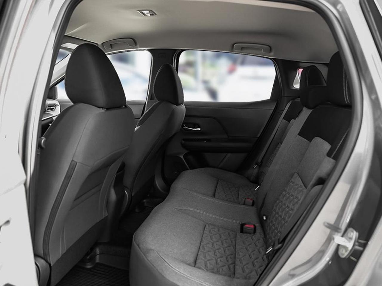 2026 Nissan Kicks SV AWD  - Heated Seats Photo