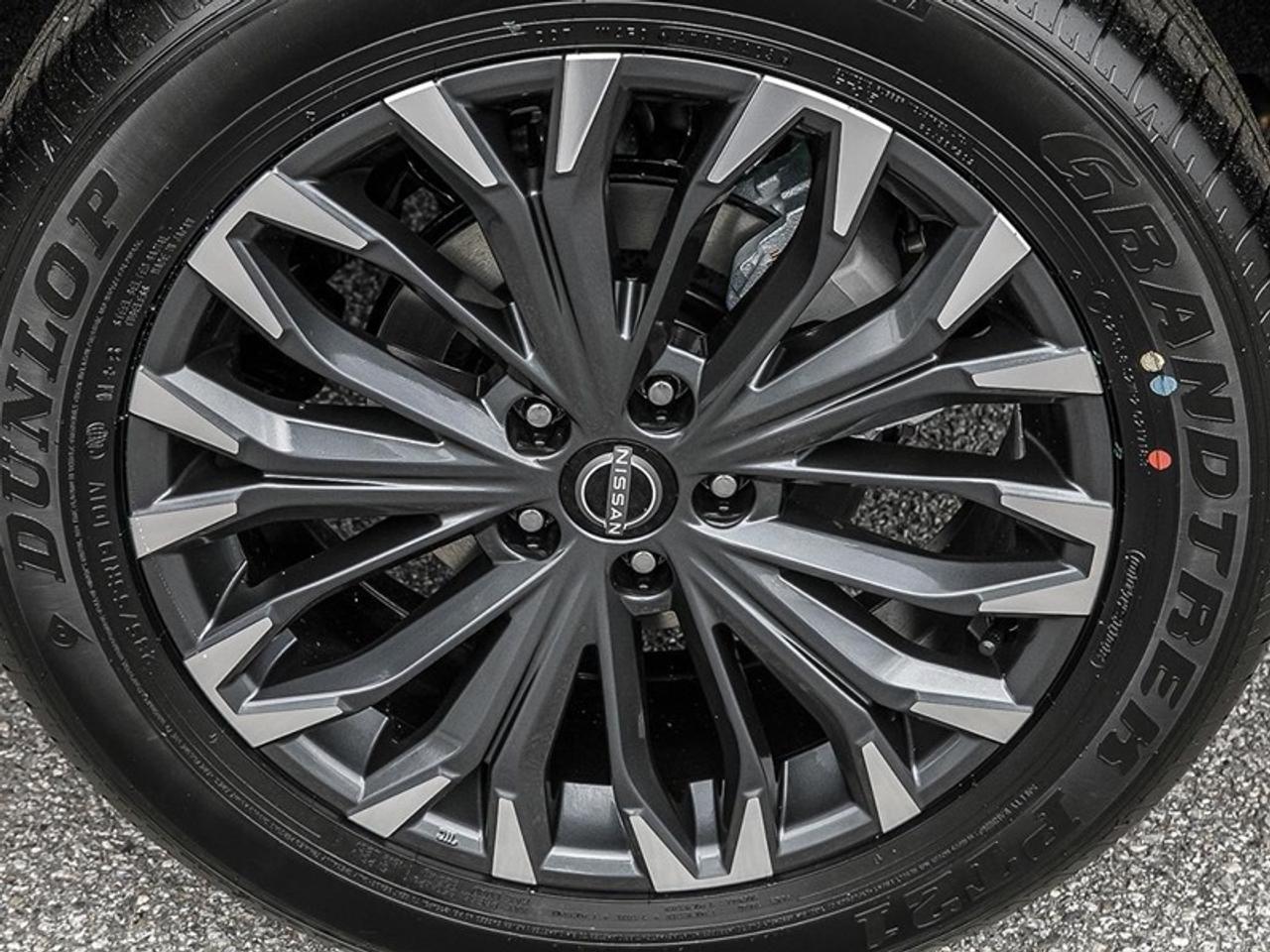 2026 Nissan Rogue Platinum  - Leather Seats Photo