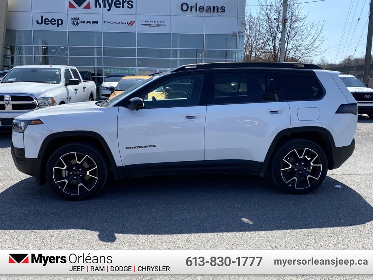 2026 Jeep Cherokee Overland  - $174.79 /Wk Photo