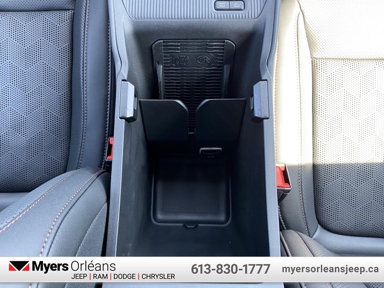 2026 Jeep Cherokee Overland  - $174.79 /Wk Photo