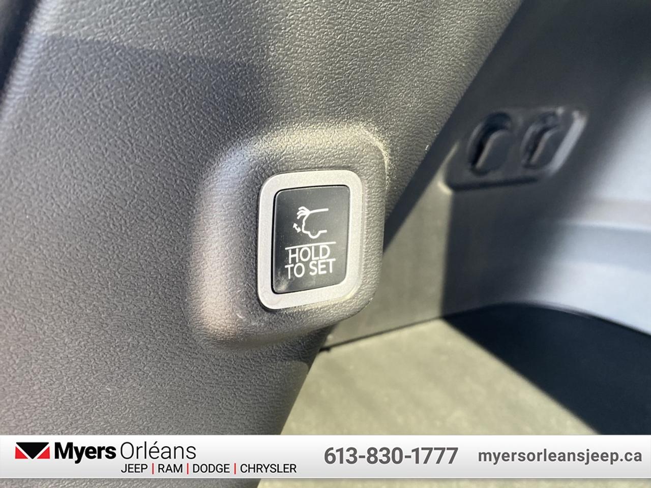 2026 Jeep Cherokee Overland  - $174.79 /Wk Photo