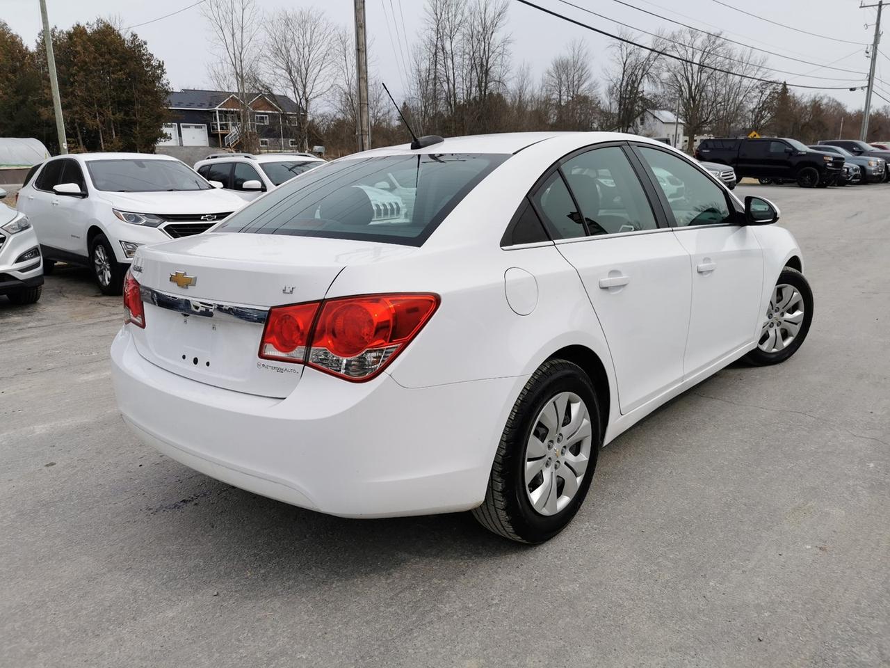 2016 Chevrolet Cruze Limited 1LT Photo