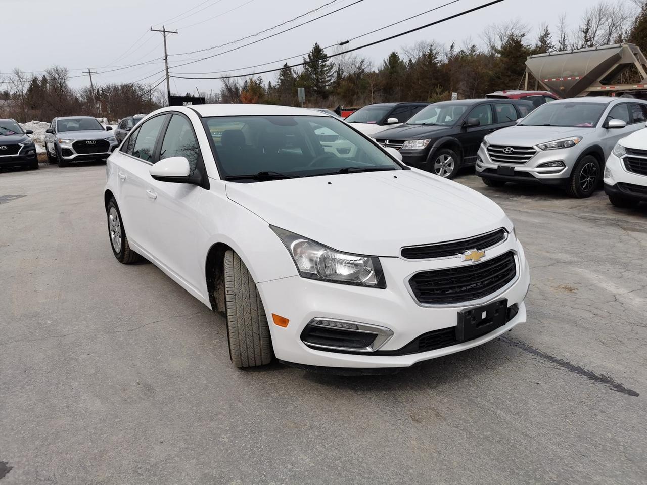 2016 Chevrolet Cruze Limited 1LT Photo