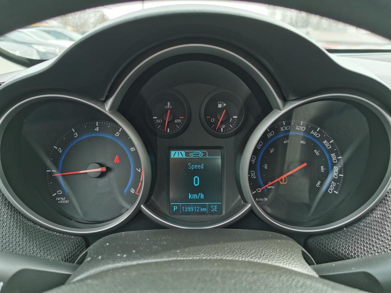 2016 Chevrolet Cruze Limited 1LT Photo