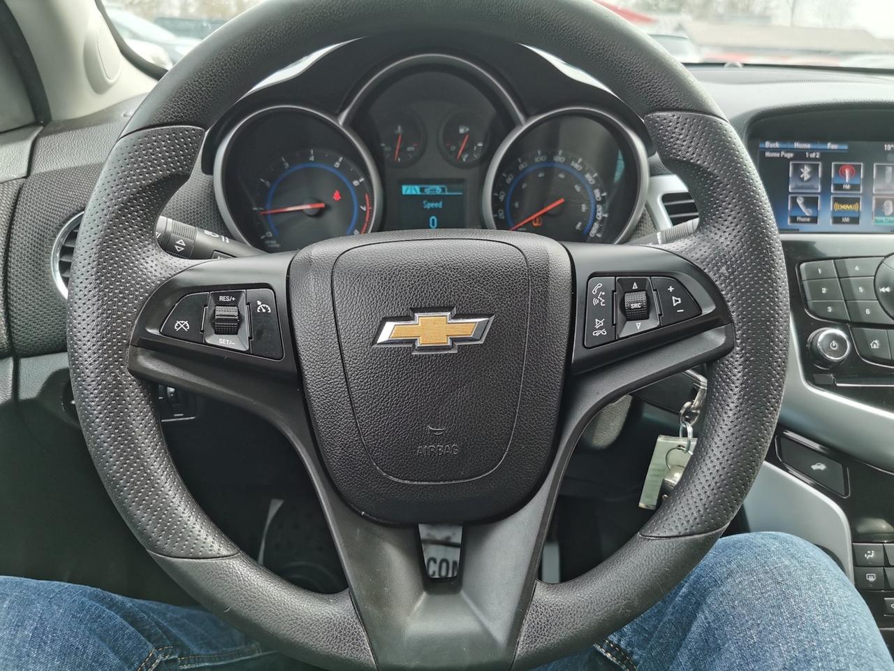 2016 Chevrolet Cruze Limited 1LT Photo