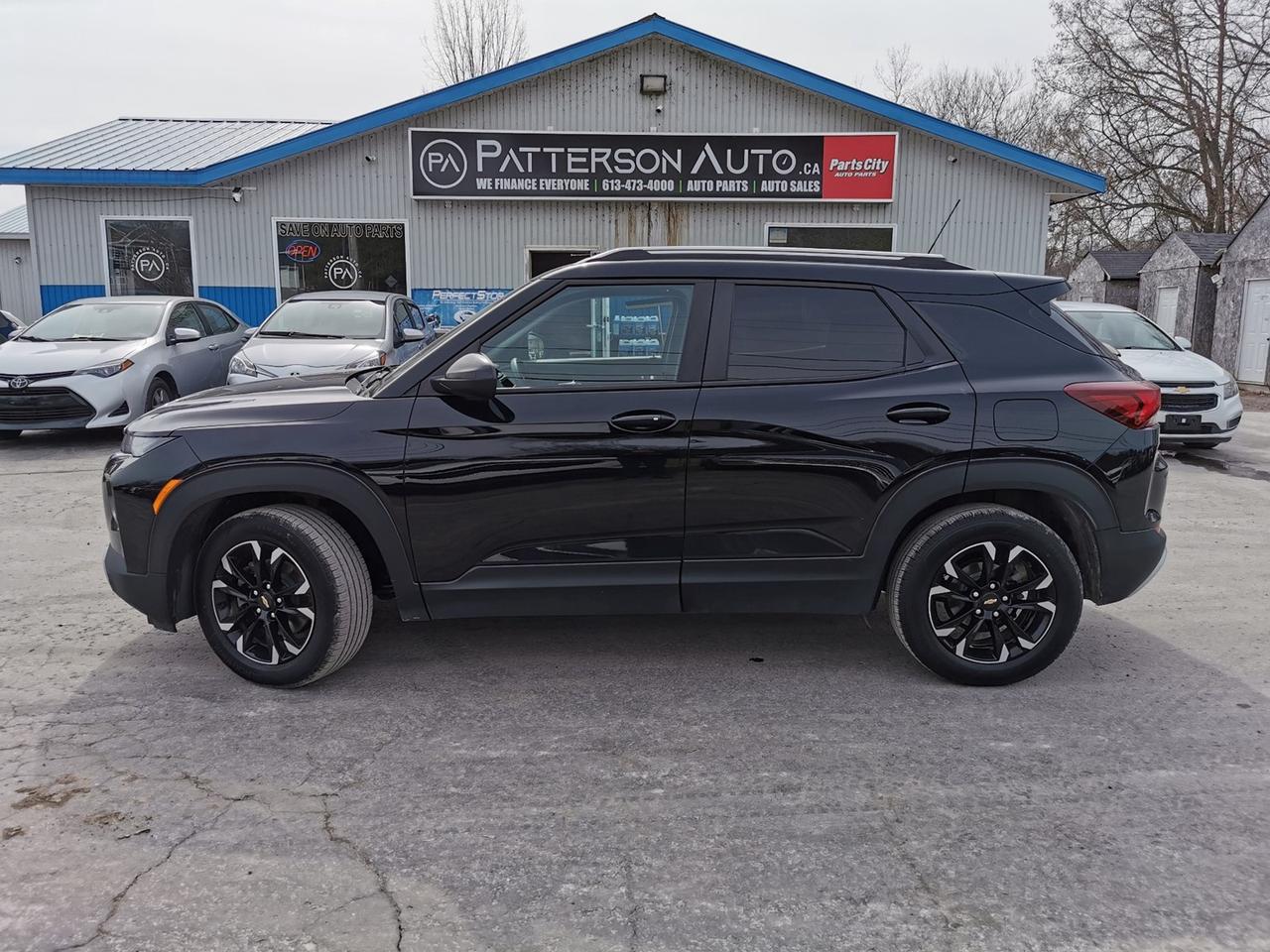 2021 Chevrolet TrailBlazer LT Photo2