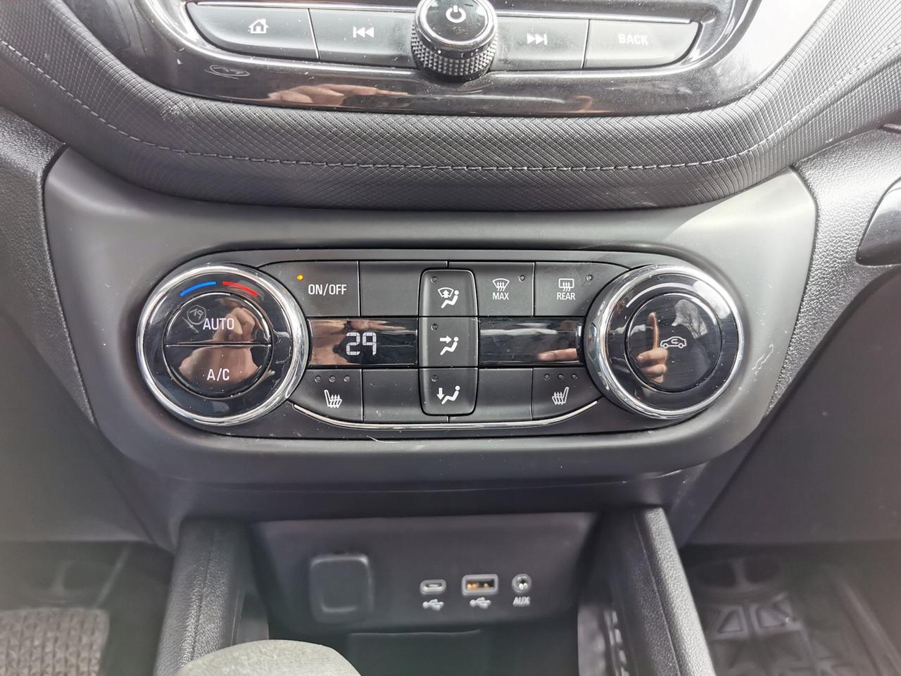 2021 Chevrolet TrailBlazer LT Photo