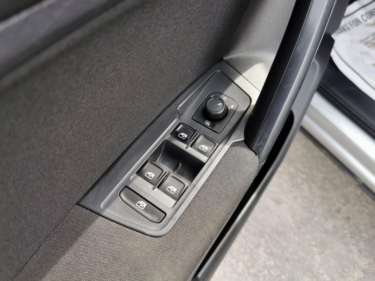 2021 Volkswagen Tiguan S 4Motion Photo