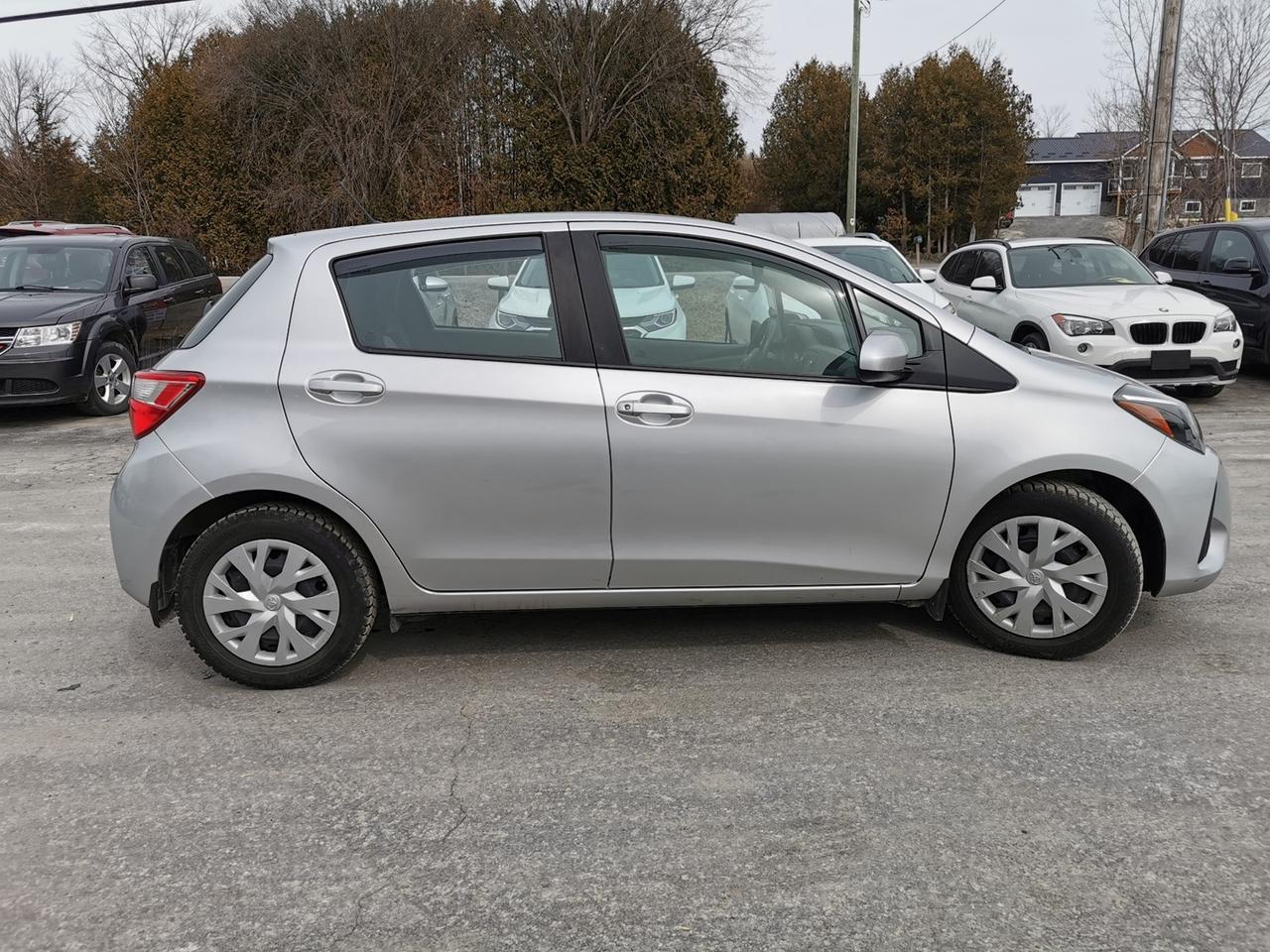 2018 Toyota Yaris LE Photo