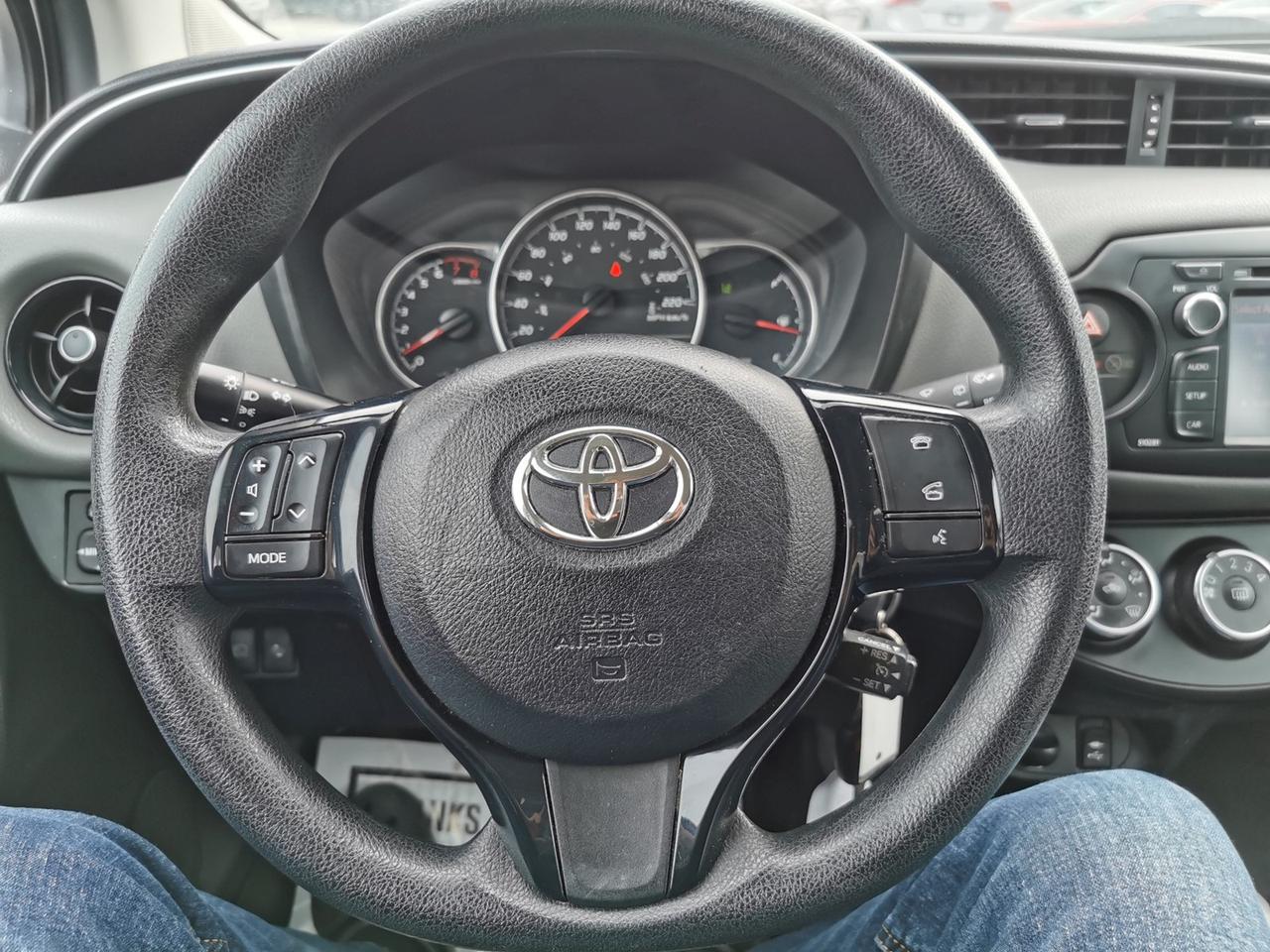 2018 Toyota Yaris LE Photo