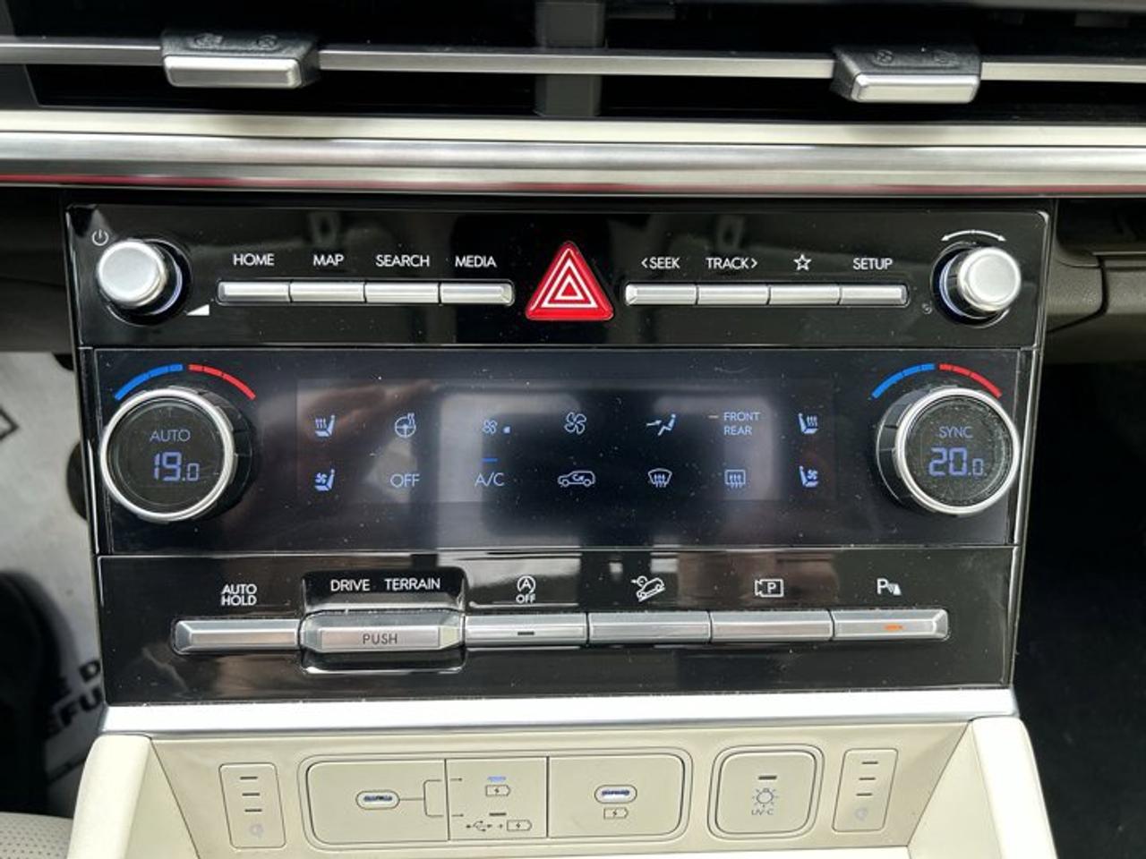 2024 Hyundai Santa Fe Ultimate Calligraphy AWD | No accidents | Ventilated Front Seats Photo