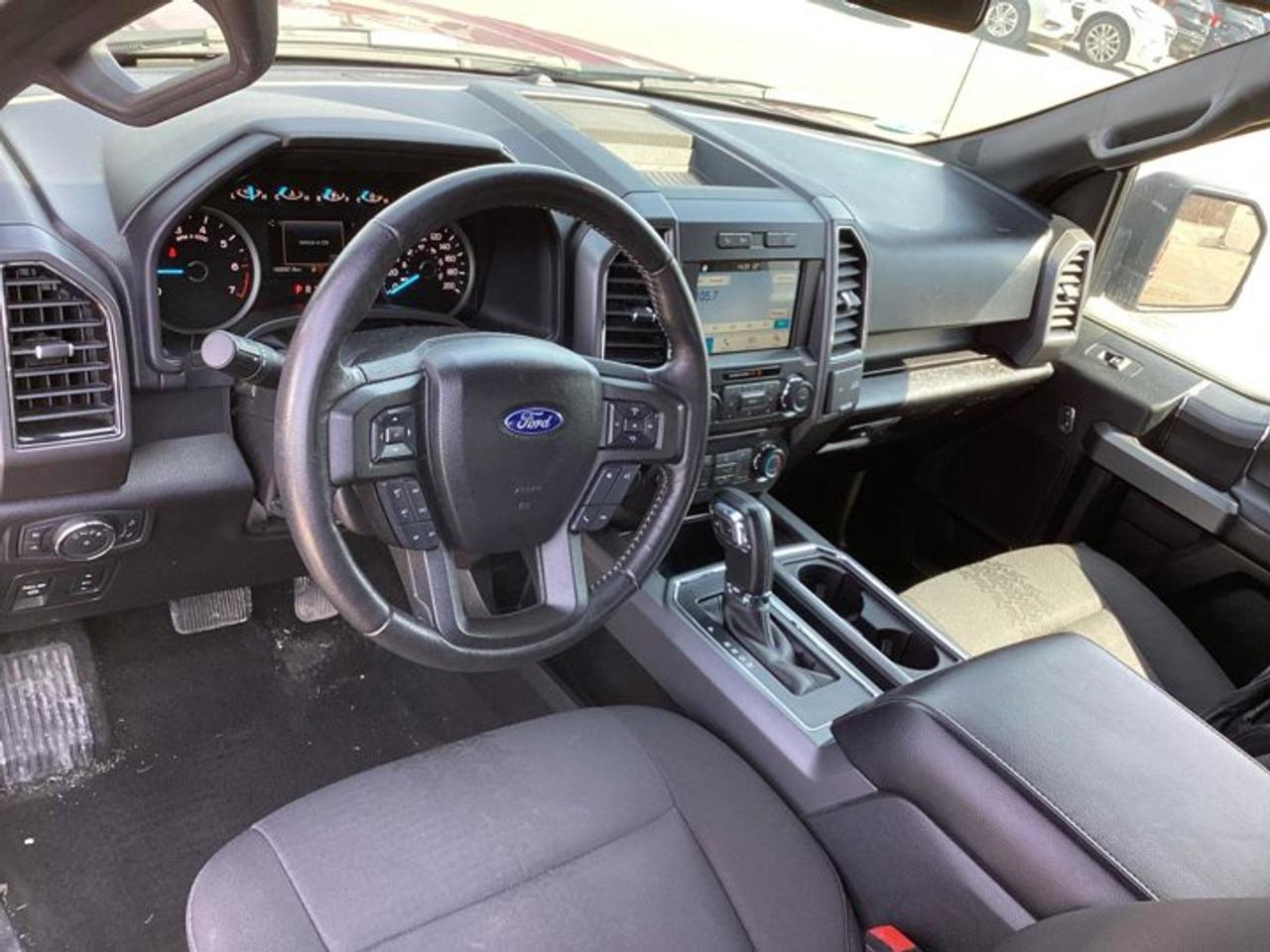 2018 Ford F-150 XLT SuperCab 6.5' Box 4WD Photo2
