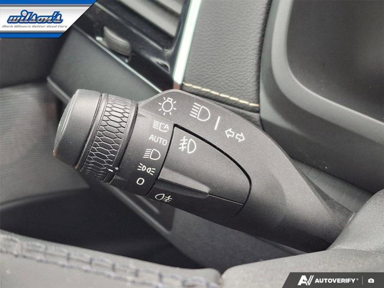 2022 Volvo XC90 Inscription AWD | Leather | Heated Seats + Steering | 7 Passenger | Panoramic Sunroof | and More ! Photo