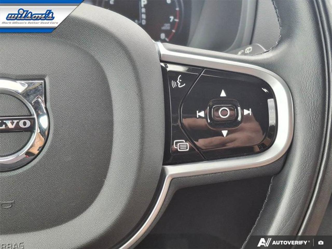 2022 Volvo XC90 Inscription AWD | Leather | Heated Seats + Steering | 7 Passenger | Panoramic Sunroof | and More ! Photo
