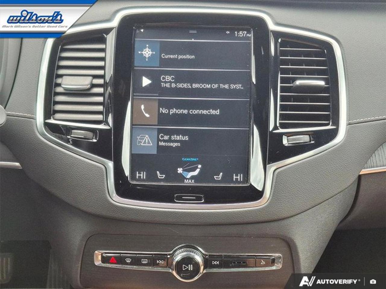 2022 Volvo XC90 Inscription AWD | Leather | Heated Seats + Steering | 7 Passenger | Panoramic Sunroof | and More ! Photo