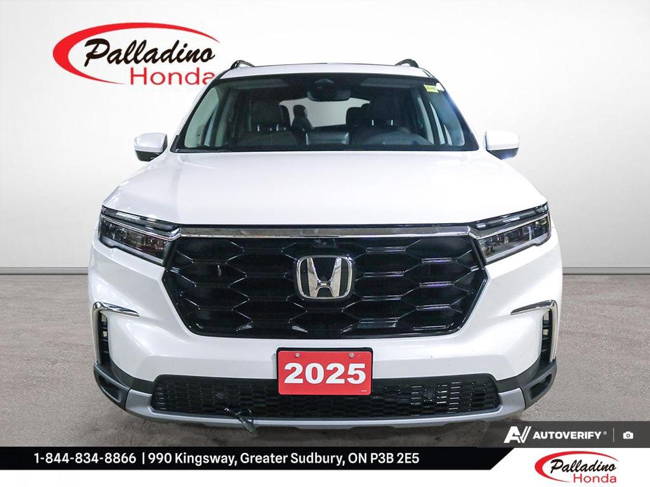 2025 Honda Pilot Touring Photo