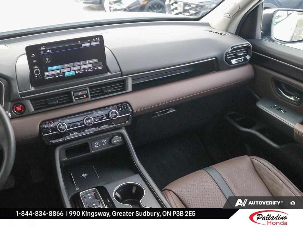 2025 Honda Pilot Touring Photo