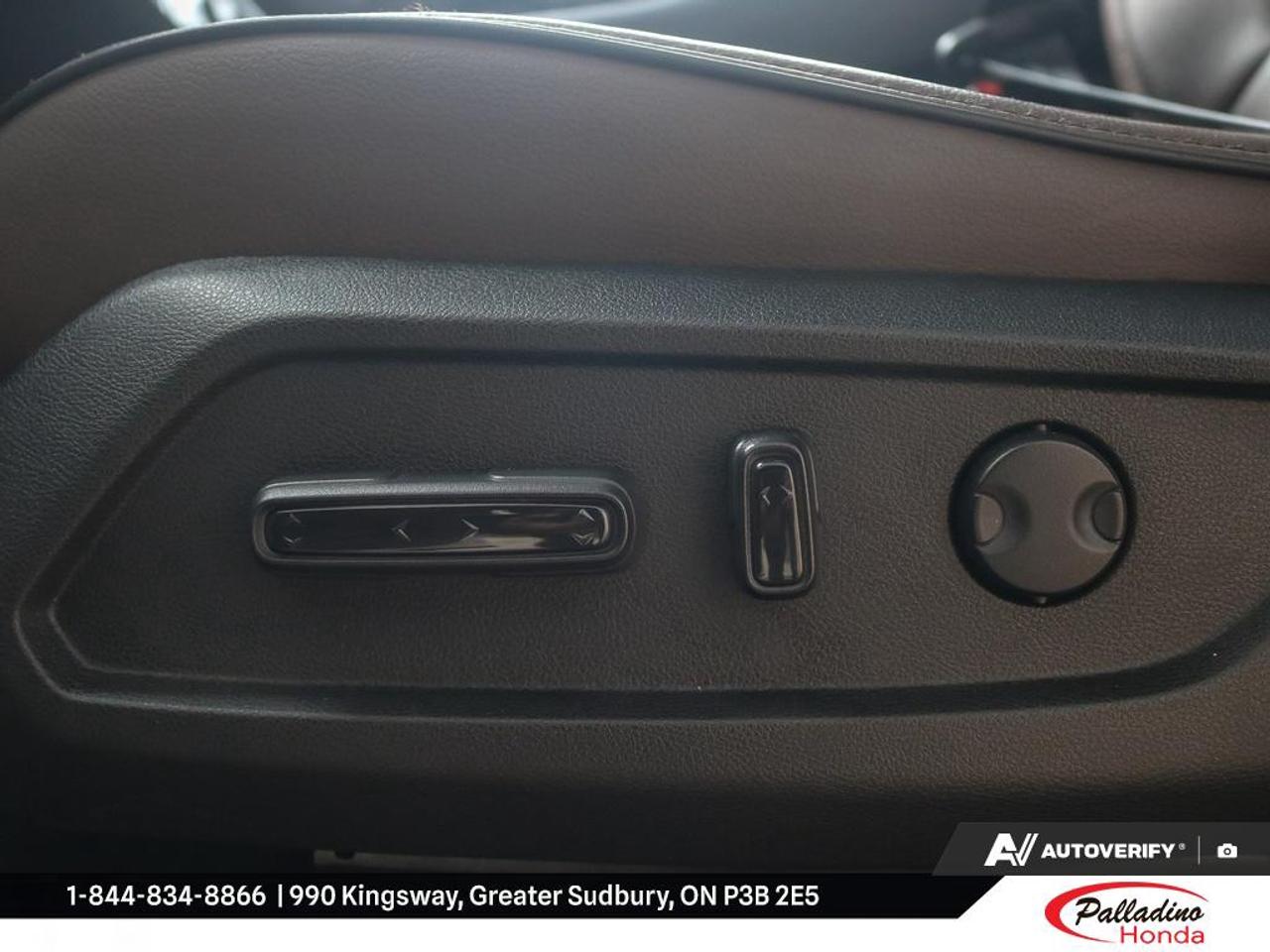 2025 Honda Pilot Touring Photo