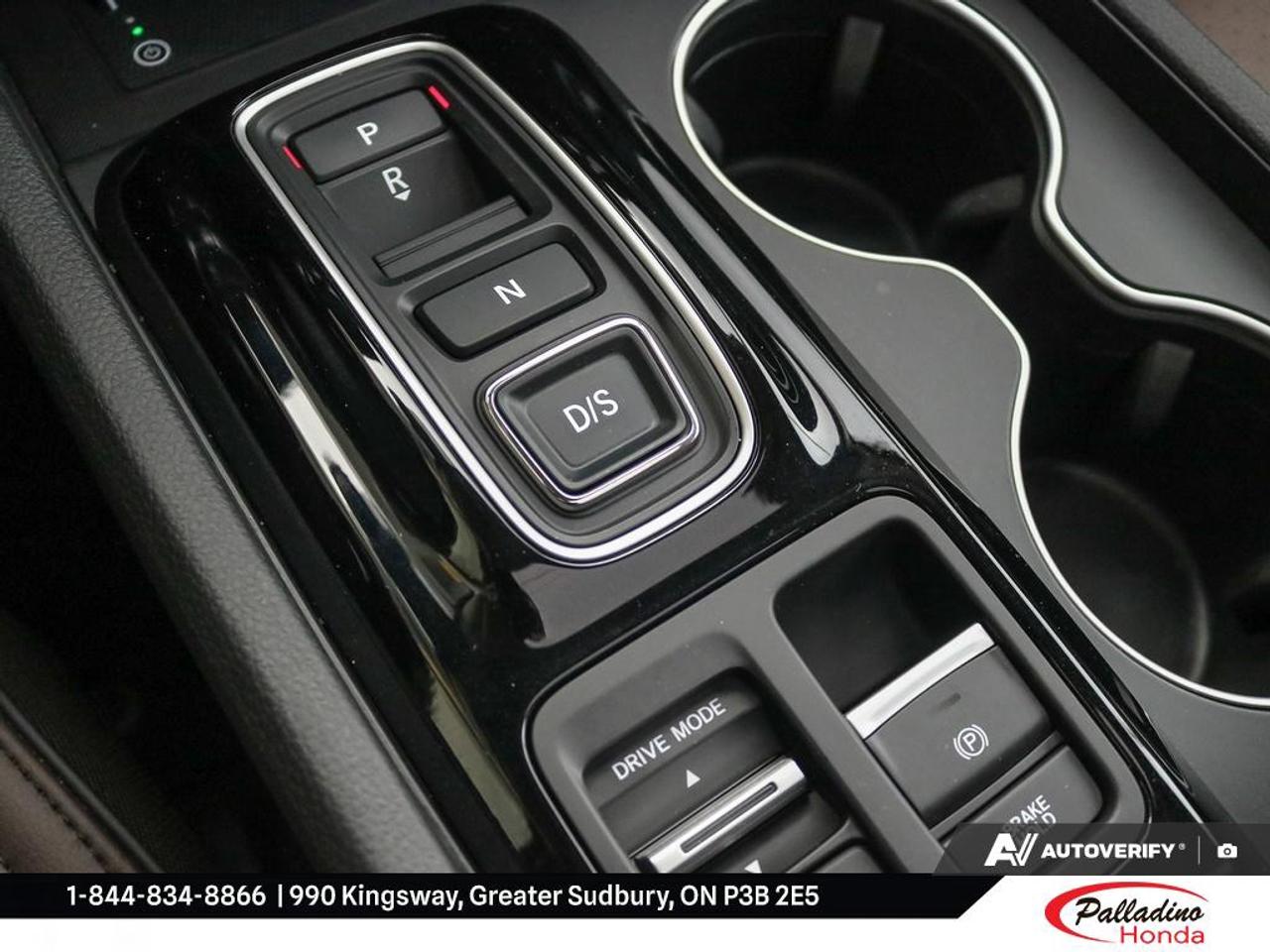 2025 Honda Pilot Touring Photo