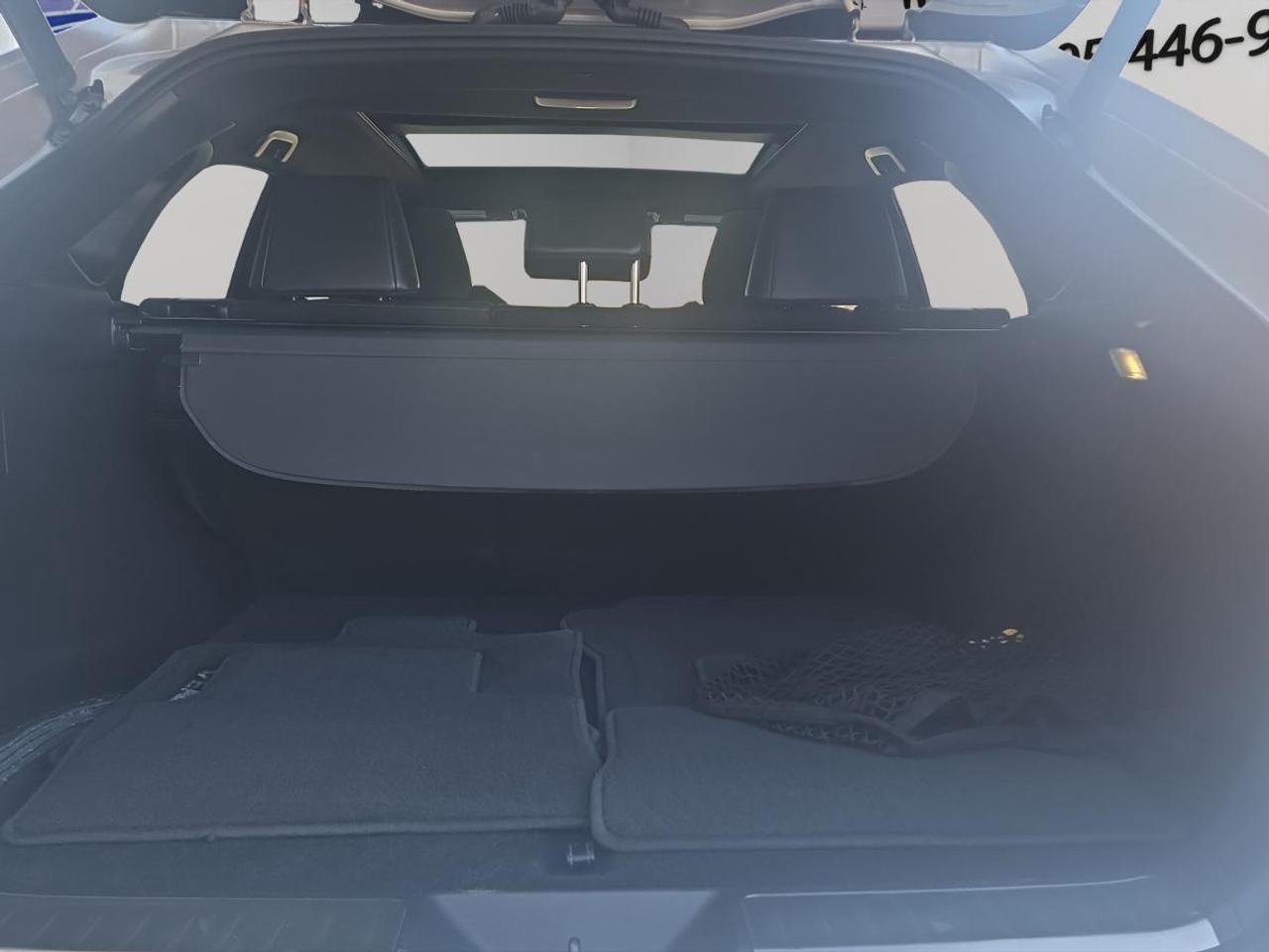 2021 Toyota Venza LIMITED Photo