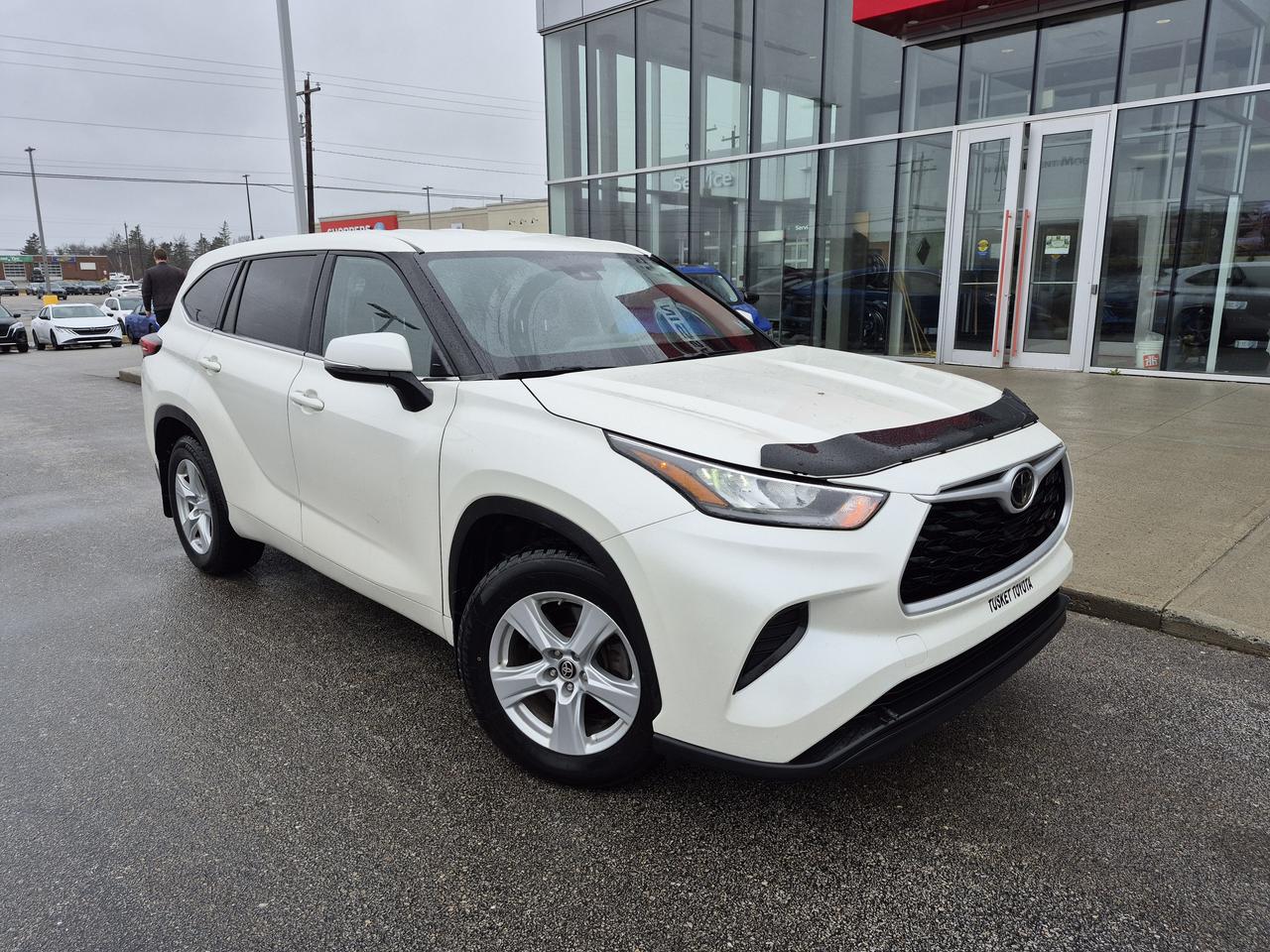 2020 Toyota Highlander LE
