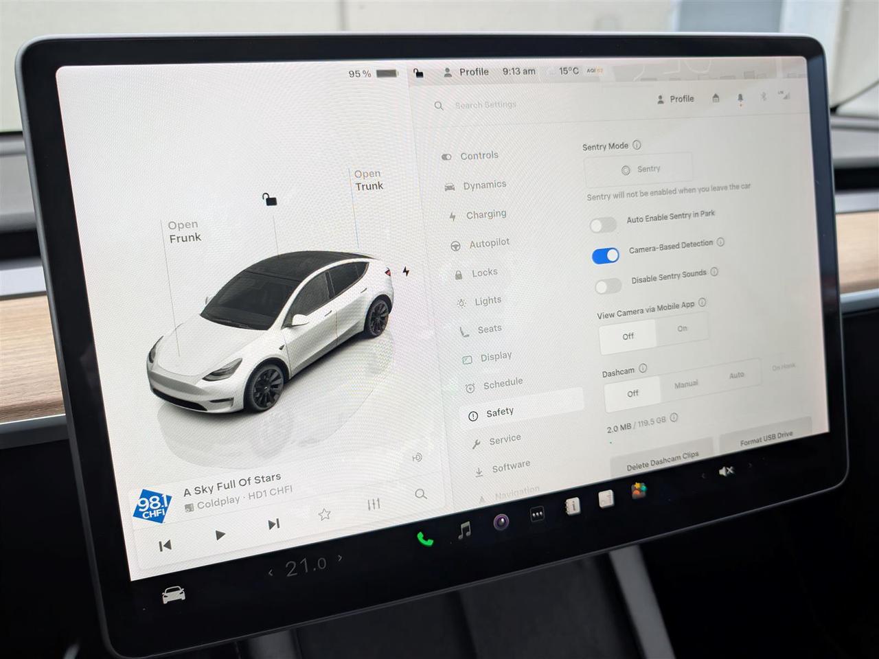 2022 Tesla Model Y LONG RANGE AWD - DUAL MOTOR Photo