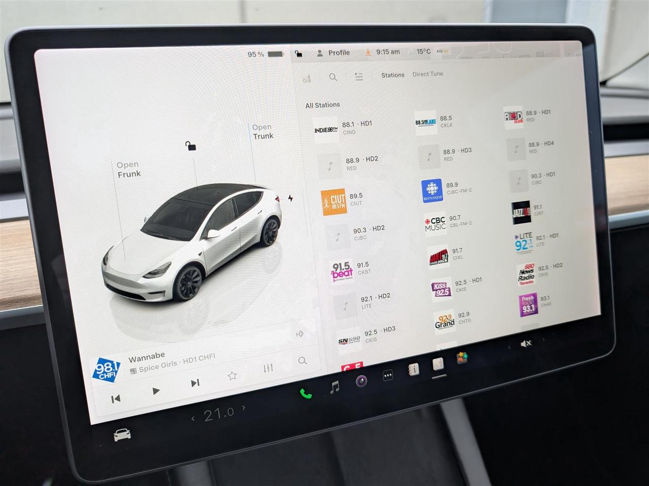 2022 Tesla Model Y LONG RANGE AWD - DUAL MOTOR Photo