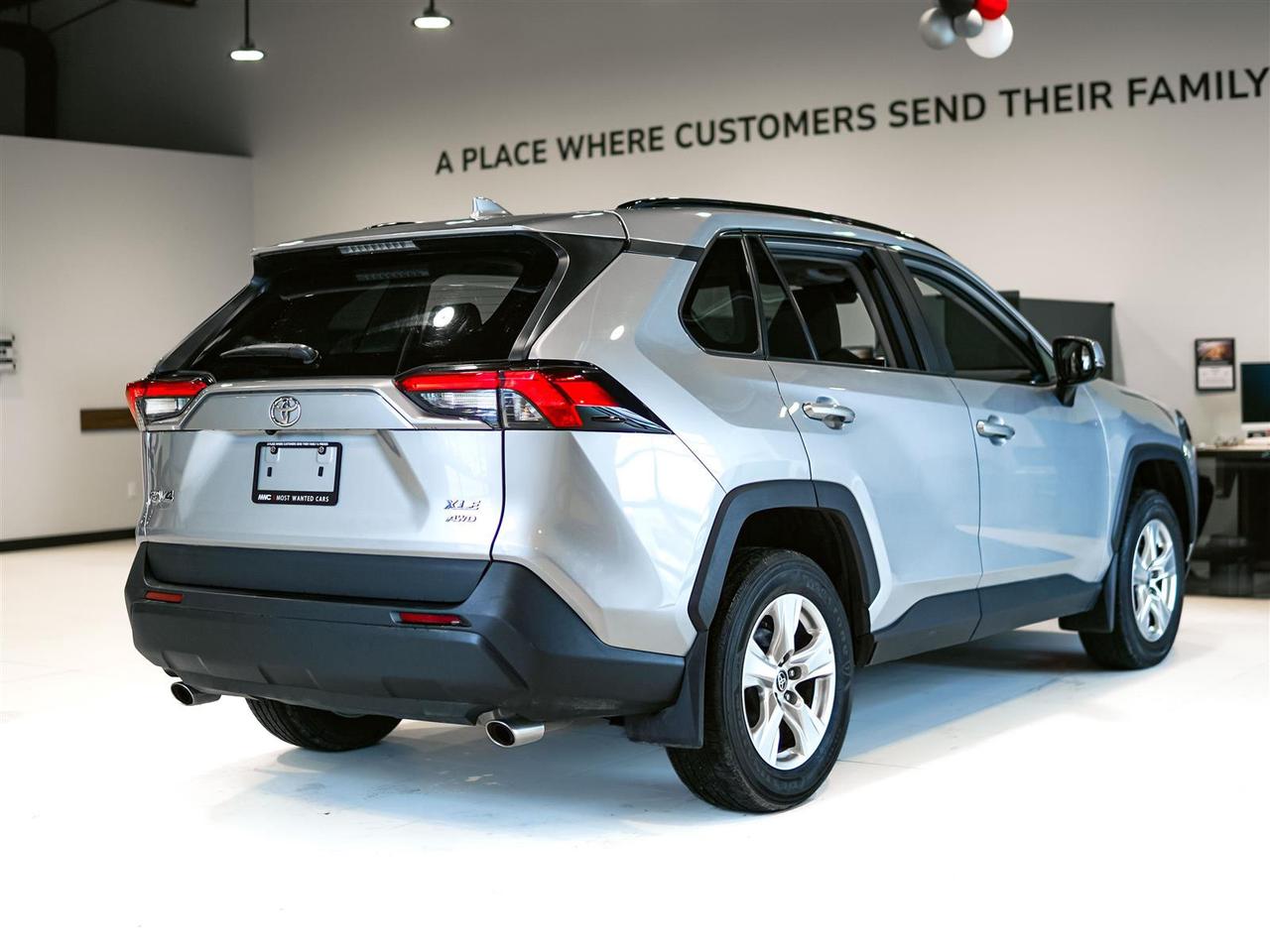 2021 Toyota RAV4 XLE | NO ACCIDENTS | TOYOTA SERVICED Photo