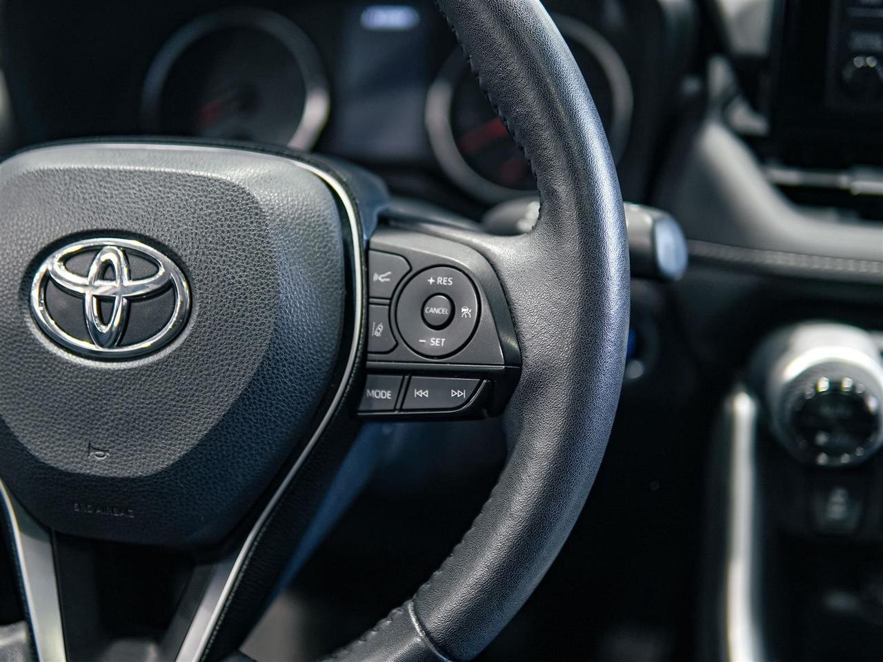2021 Toyota RAV4 XLE | NO ACCIDENTS | TOYOTA SERVICED Photo
