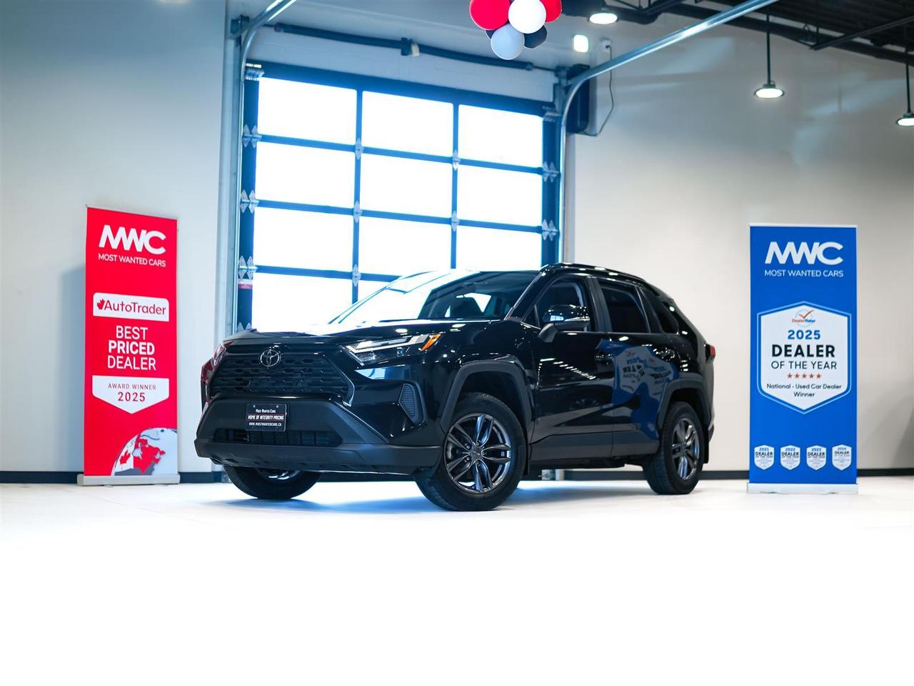 2023 Toyota RAV4 XLE | AWD | NO ACCIDENTS | ONE OWNER | ROOF Photo