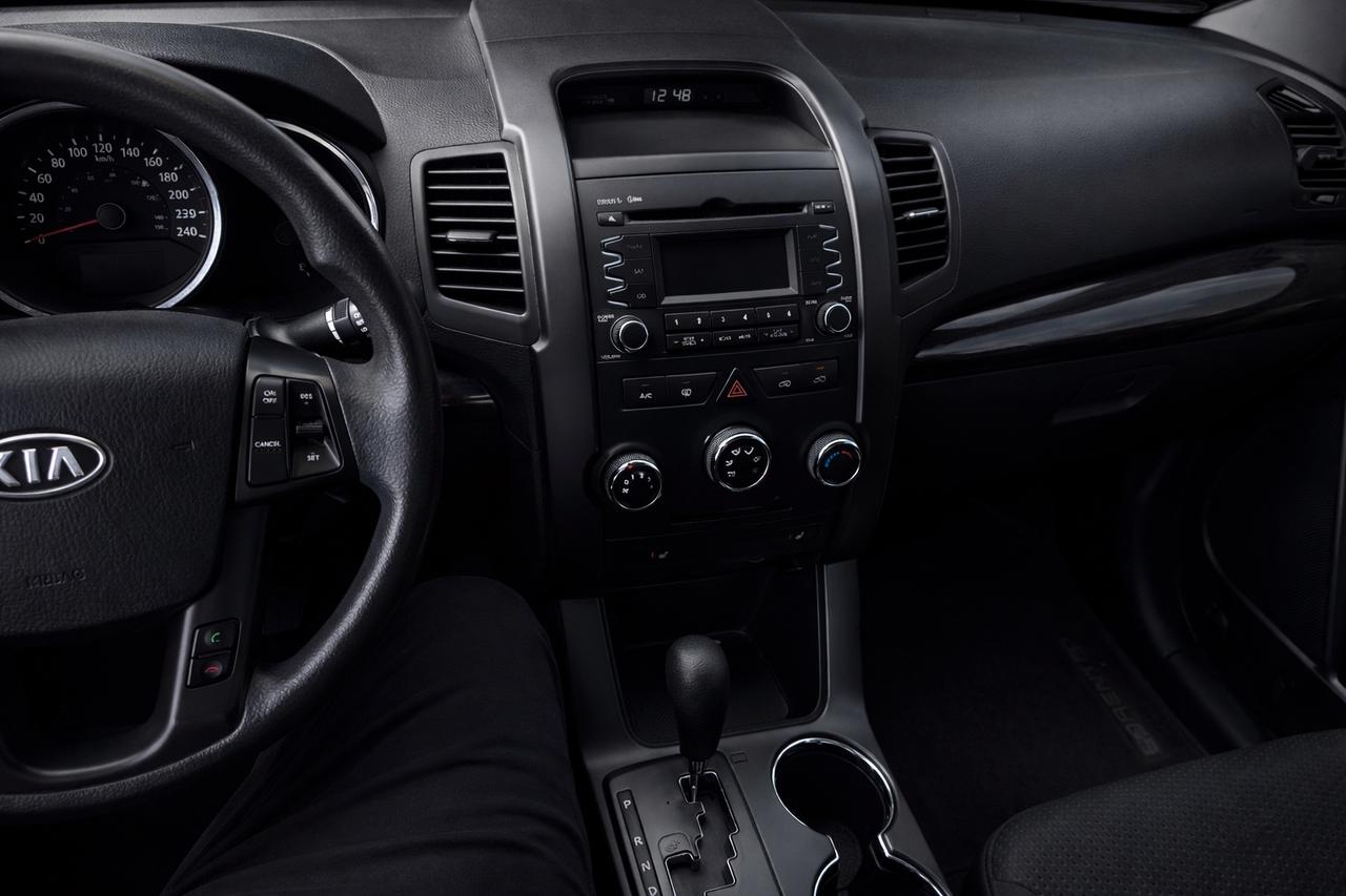 2011 Kia Sorento LX Photo4