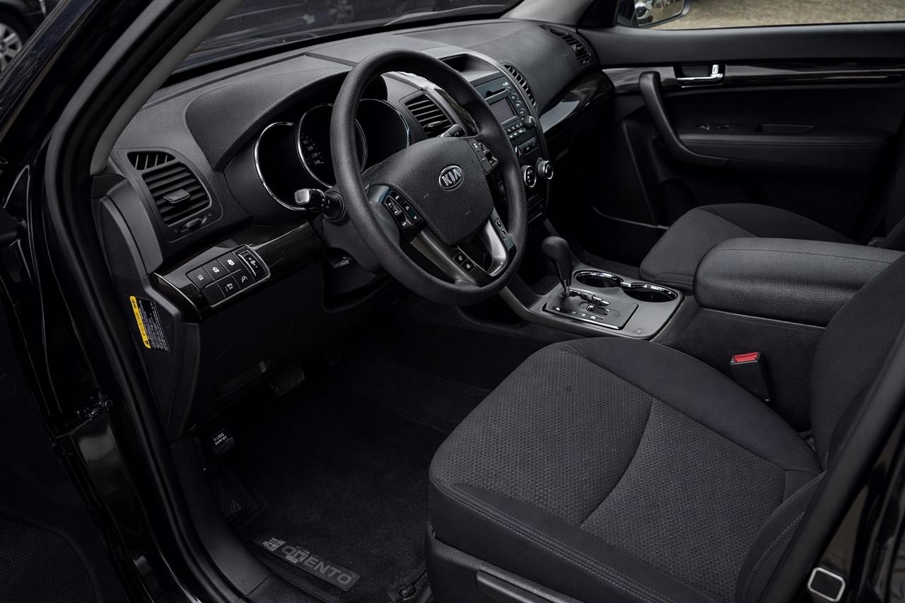 2011 Kia Sorento LX Photo