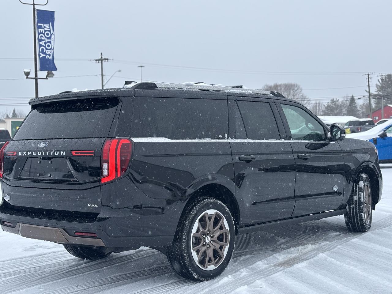 2026 Ford Expedition MAX® King Ranch® Photo3