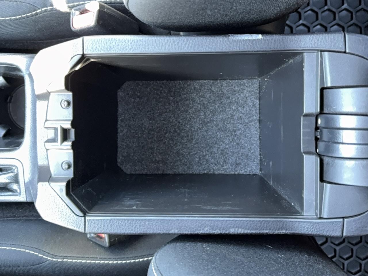 2017 Toyota RAV4 XLE Photo