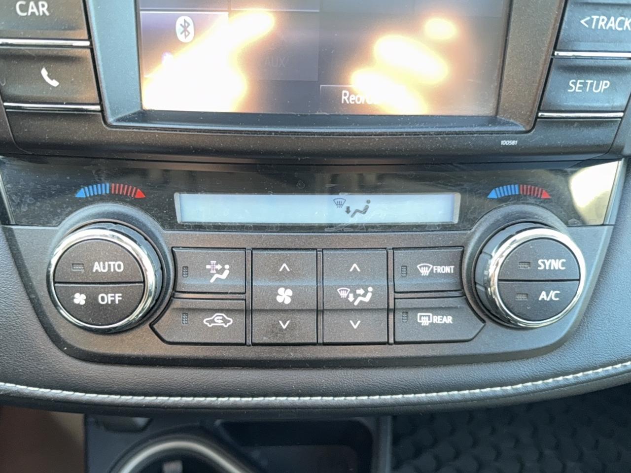 2017 Toyota RAV4 XLE Photo
