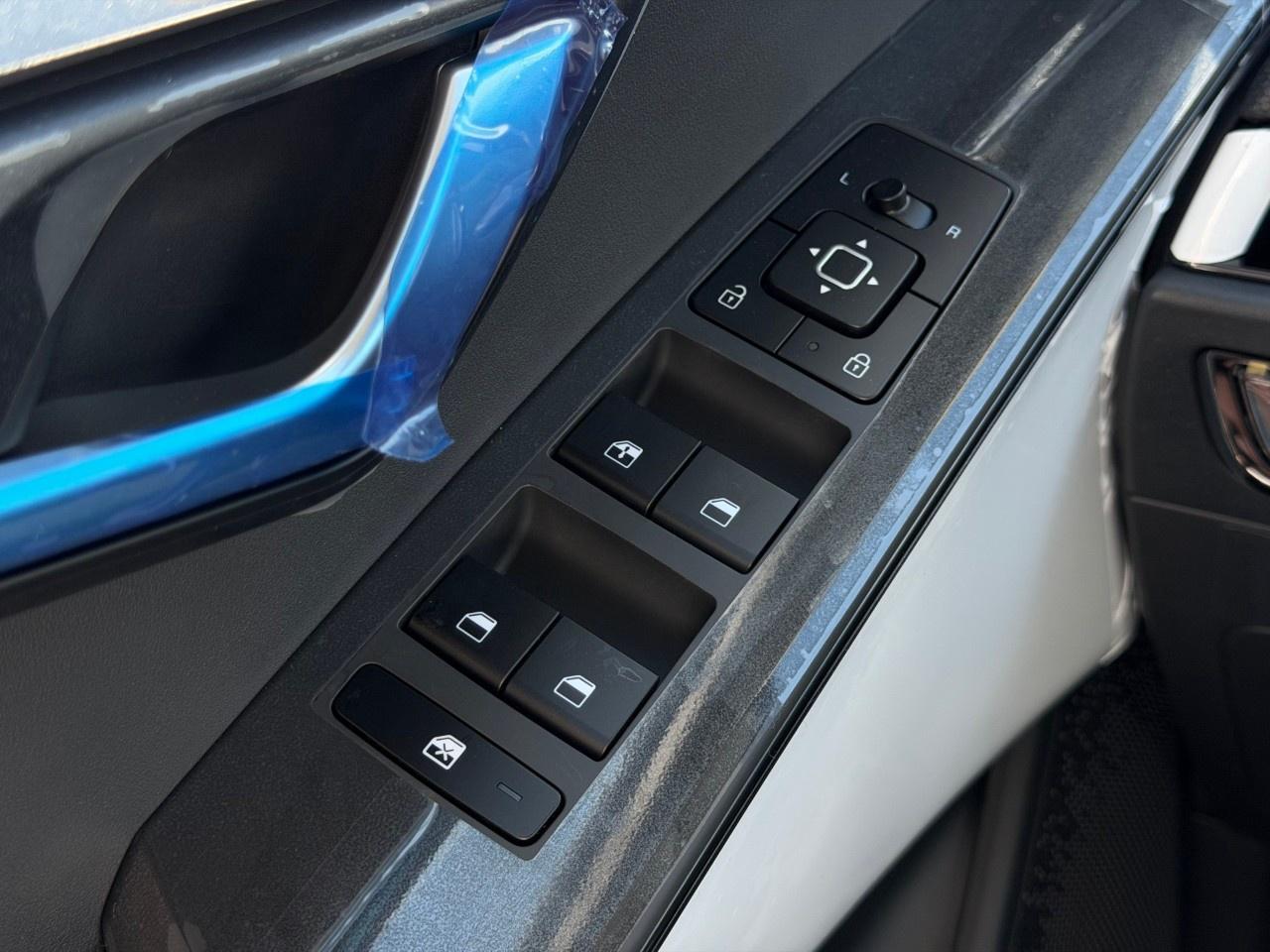 2026 Kia NIRO LX FWD Photo