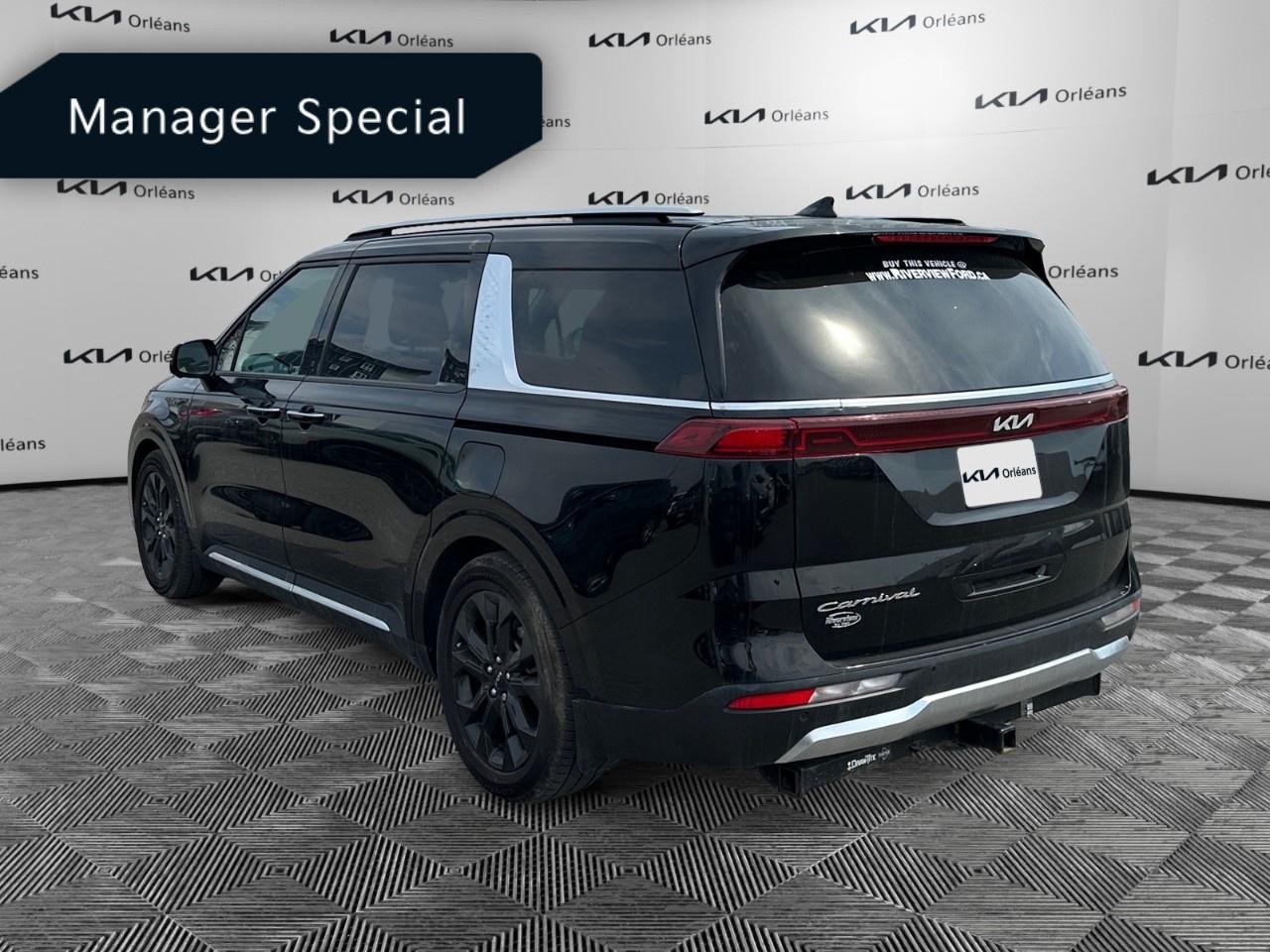 2022 Kia Carnival SX Photo2