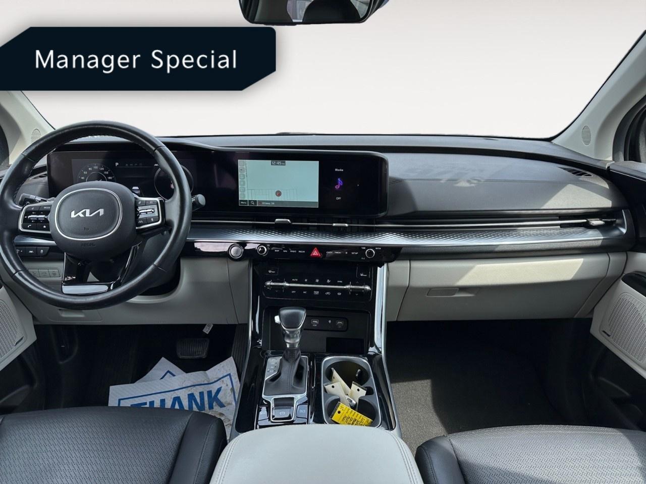 2022 Kia Carnival SX Photo