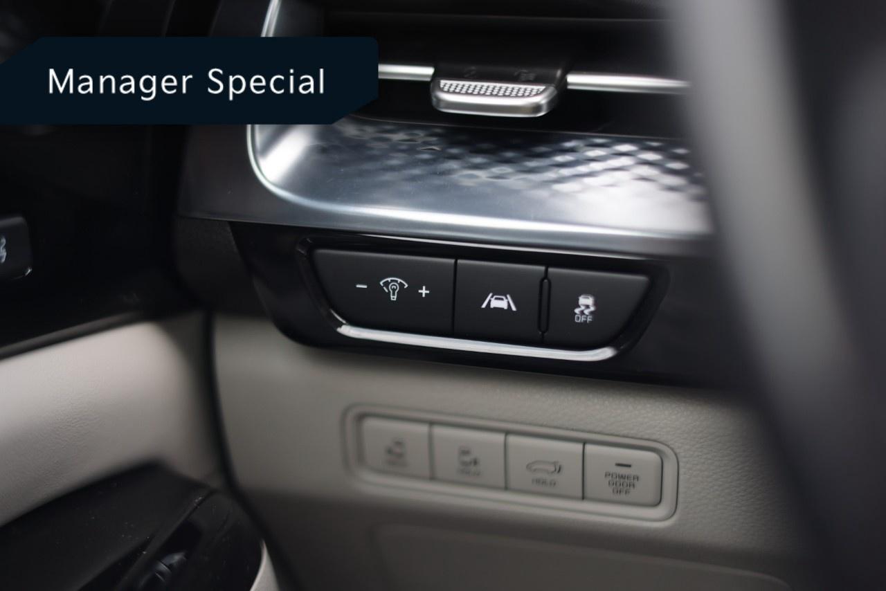 2022 Kia Carnival SX Photo