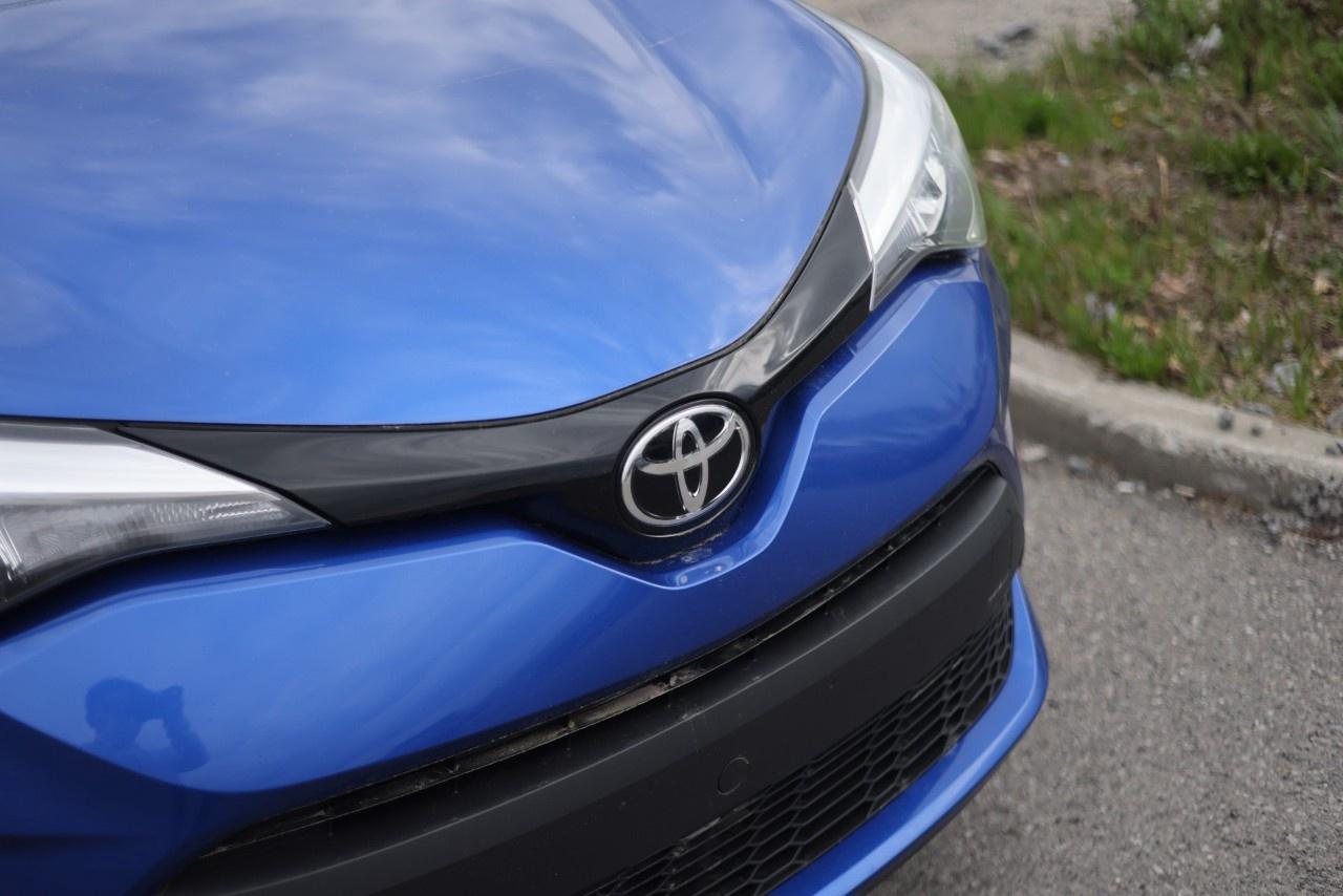 2022 Toyota C-HR  Photo