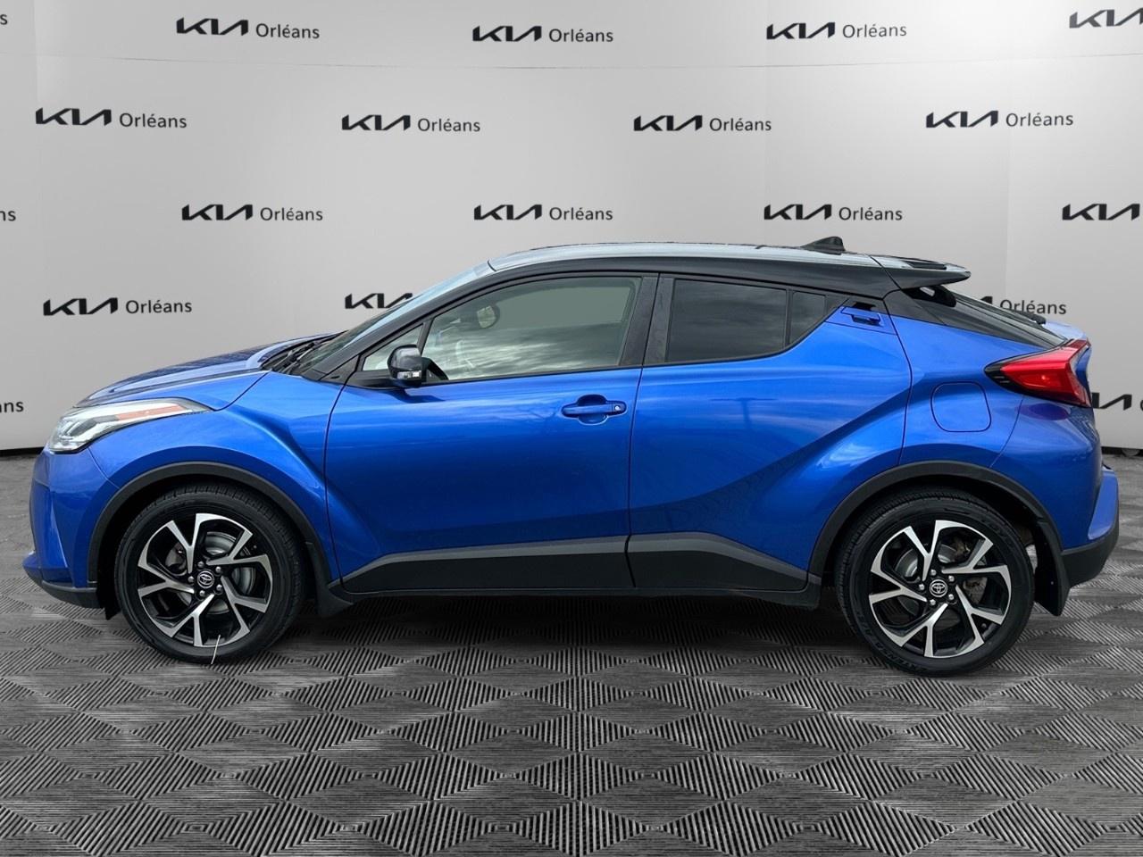 2022 Toyota C-HR  Photo