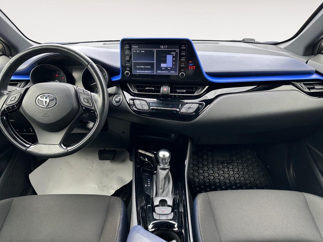 2022 Toyota C-HR  Photo
