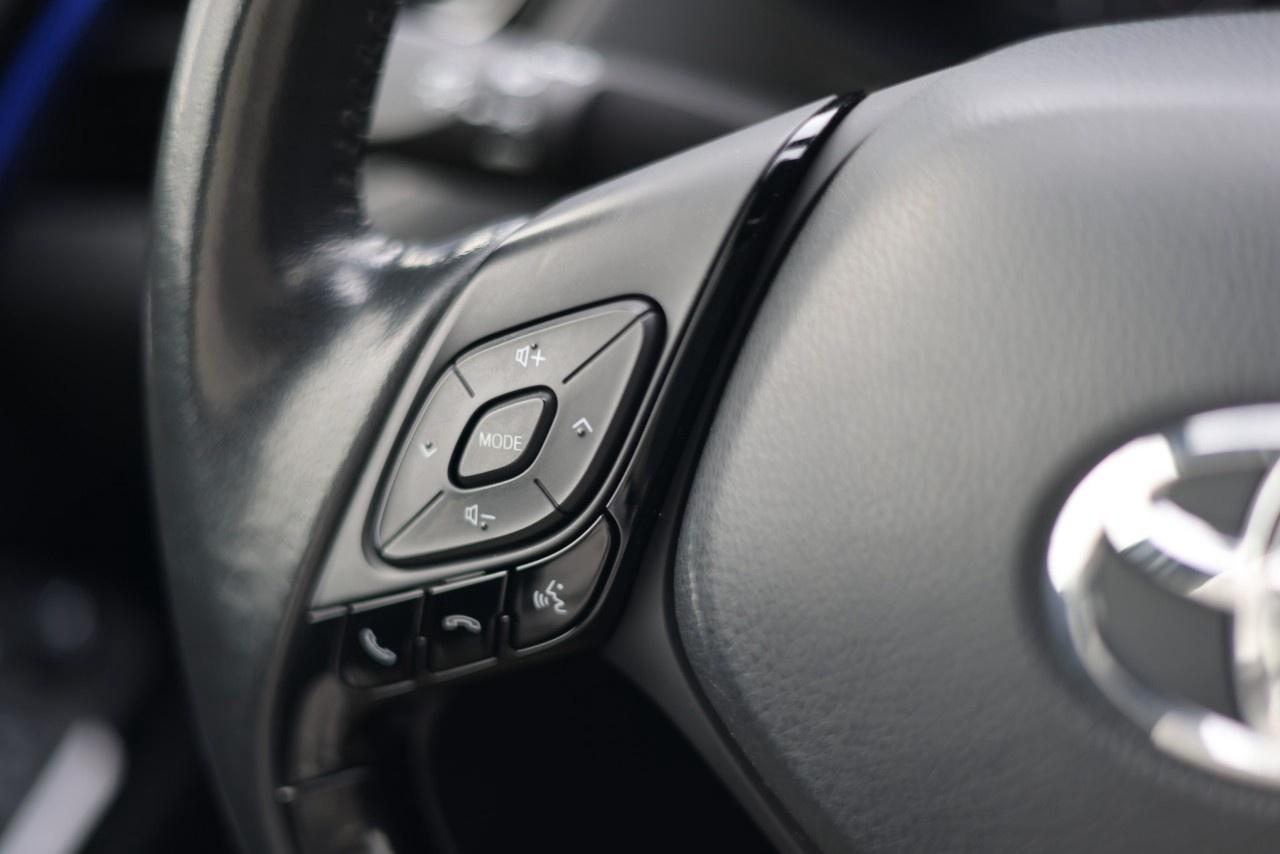 2022 Toyota C-HR  Photo