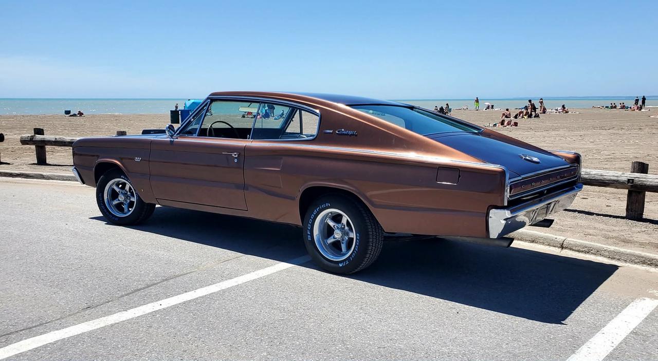 1966 Dodge Charger 383 Photo