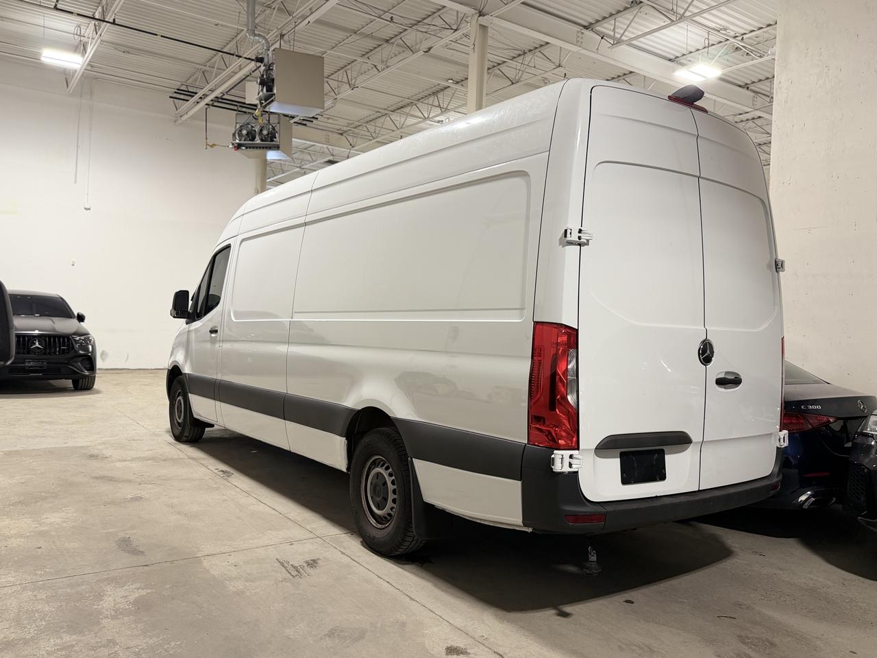 2023 Mercedes-Benz Sprinter 2500 High Roof I4 Diesel 170" Photo4