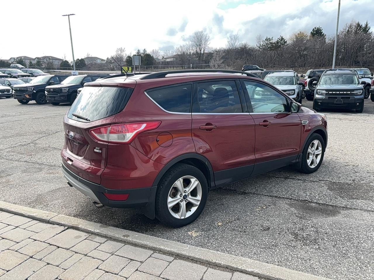2014 Ford Escape SE, 4WD, POWER LIFTGATE, NAVIGATION, AS TRADED Photo