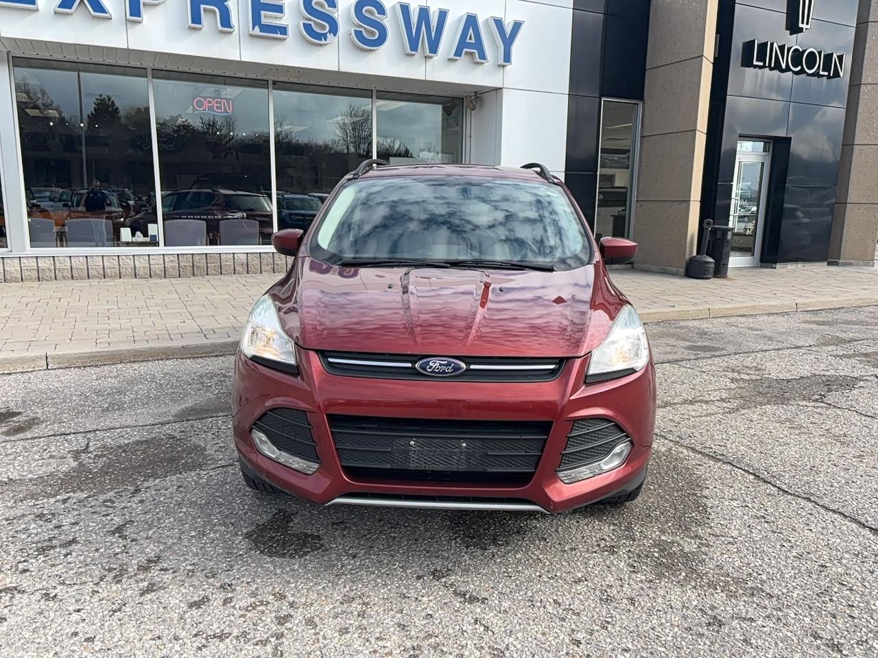 2014 Ford Escape SE, 4WD, POWER LIFTGATE, NAVIGATION, AS TRADED Photo