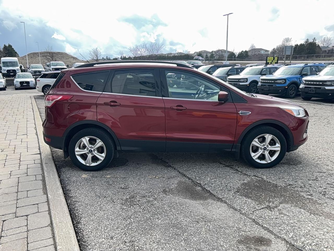 2014 Ford Escape SE, 4WD, POWER LIFTGATE, NAVIGATION, AS TRADED Photo3
