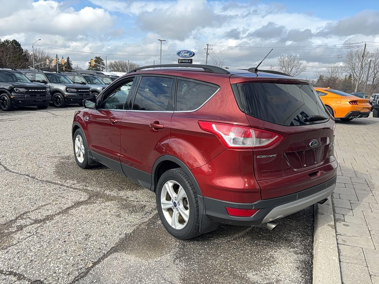 2014 Ford Escape SE, 4WD, POWER LIFTGATE, NAVIGATION, AS TRADED Photo
